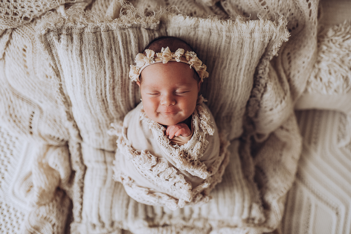 Babyfotos und Familienmomente mit Kindern im Bohostil bei Babyfotografin Edda Bengelsdorf bei Dresden